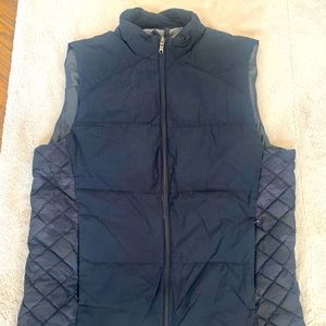 Men’s Lululemon blk/blk camo vest, L, like new